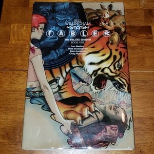 Fables: The Deluxe Edition Book One